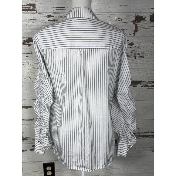 CABI Linear Shirt Button Front White with Black Stripes Sz M #4530 EUC - Picture 5 of 6
